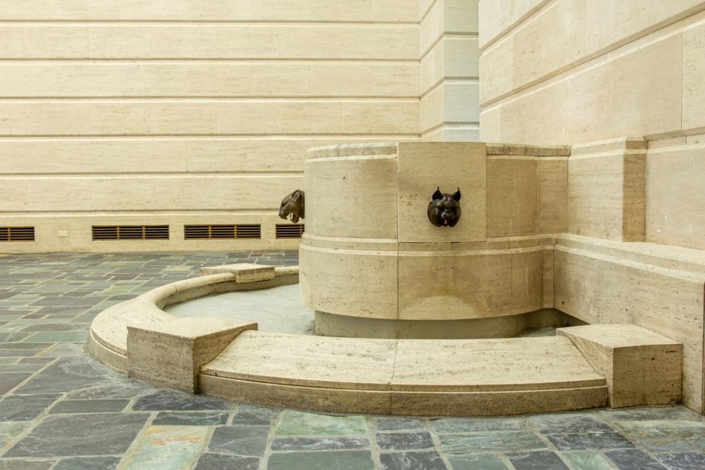 the fountain in the Fuller Gard Court